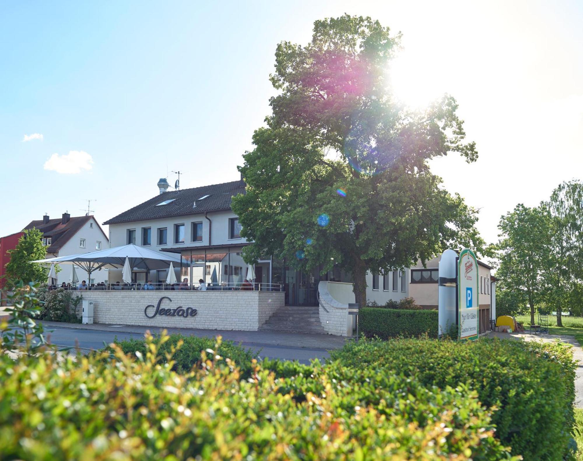 Landhotel Seerose Langenzenn Exterior photo